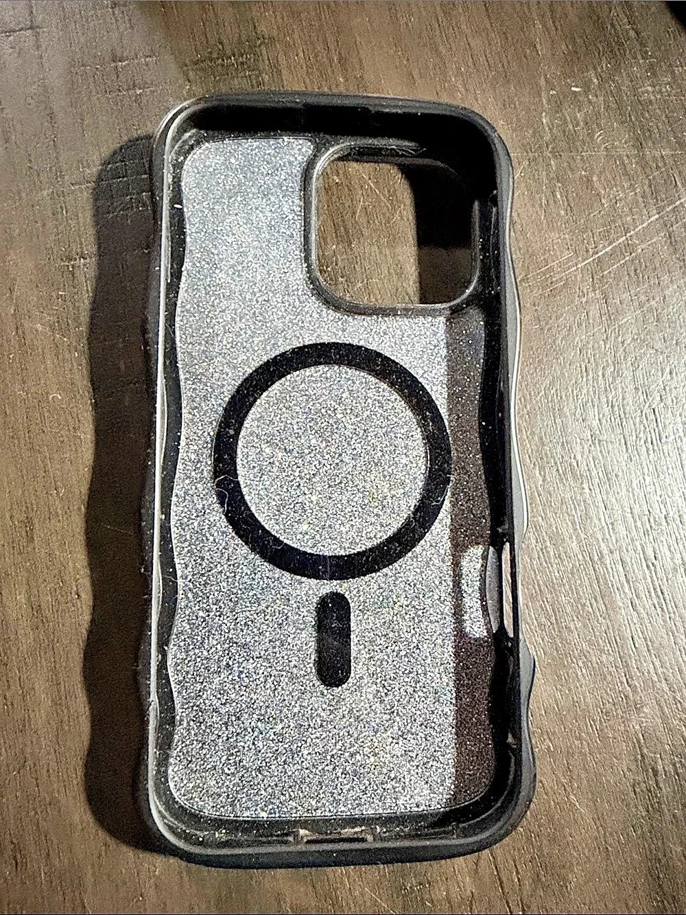 kate spade new york Glitter MagSafe Phone Case Black & Silver IPhone 16 pro max